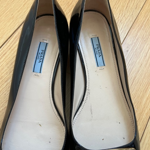 Prada Swarovski Crystal Black Patent Leather Block Heel Pumps Size 10/40 - Picture 4 of 15